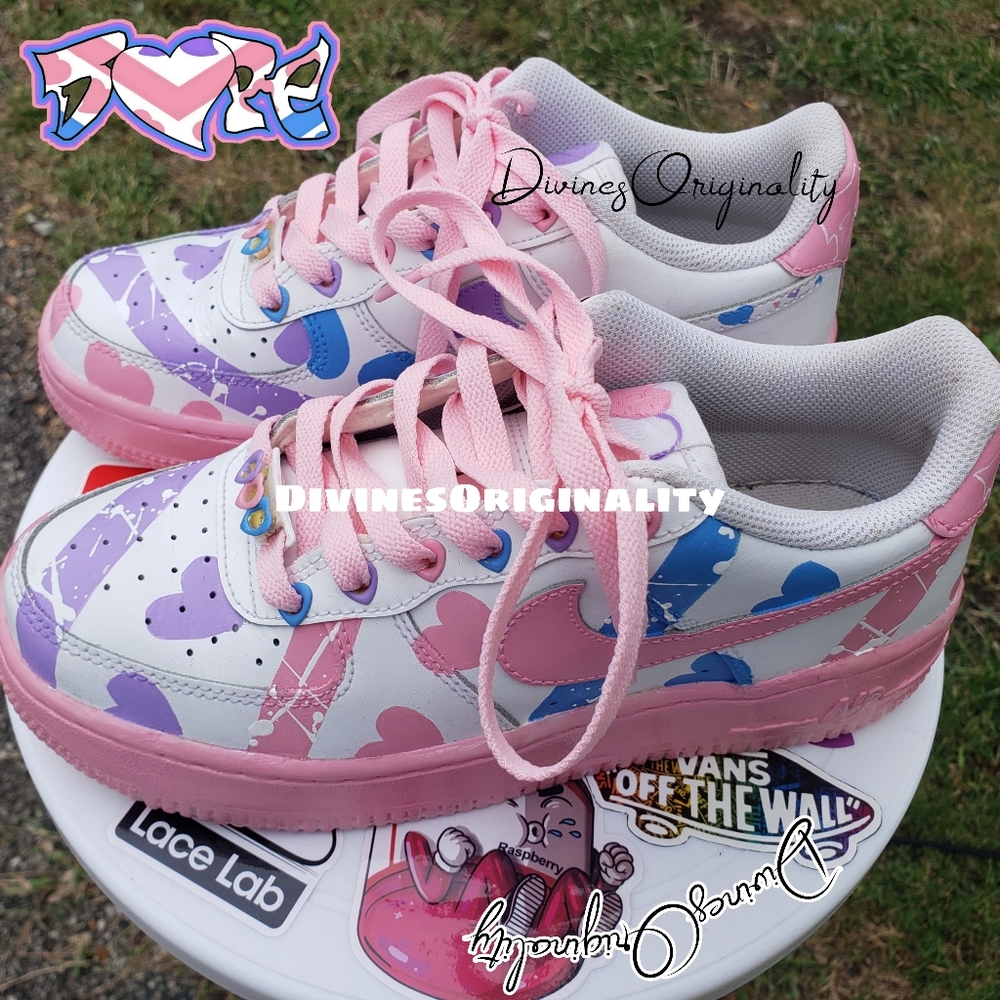 **CUSTOM** Nike air force one low "Hearts of Love"